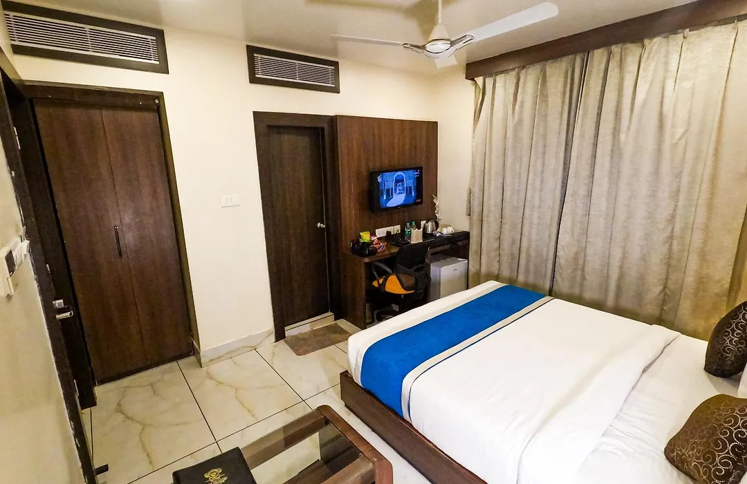 Hotel Sidh Vedantha-1